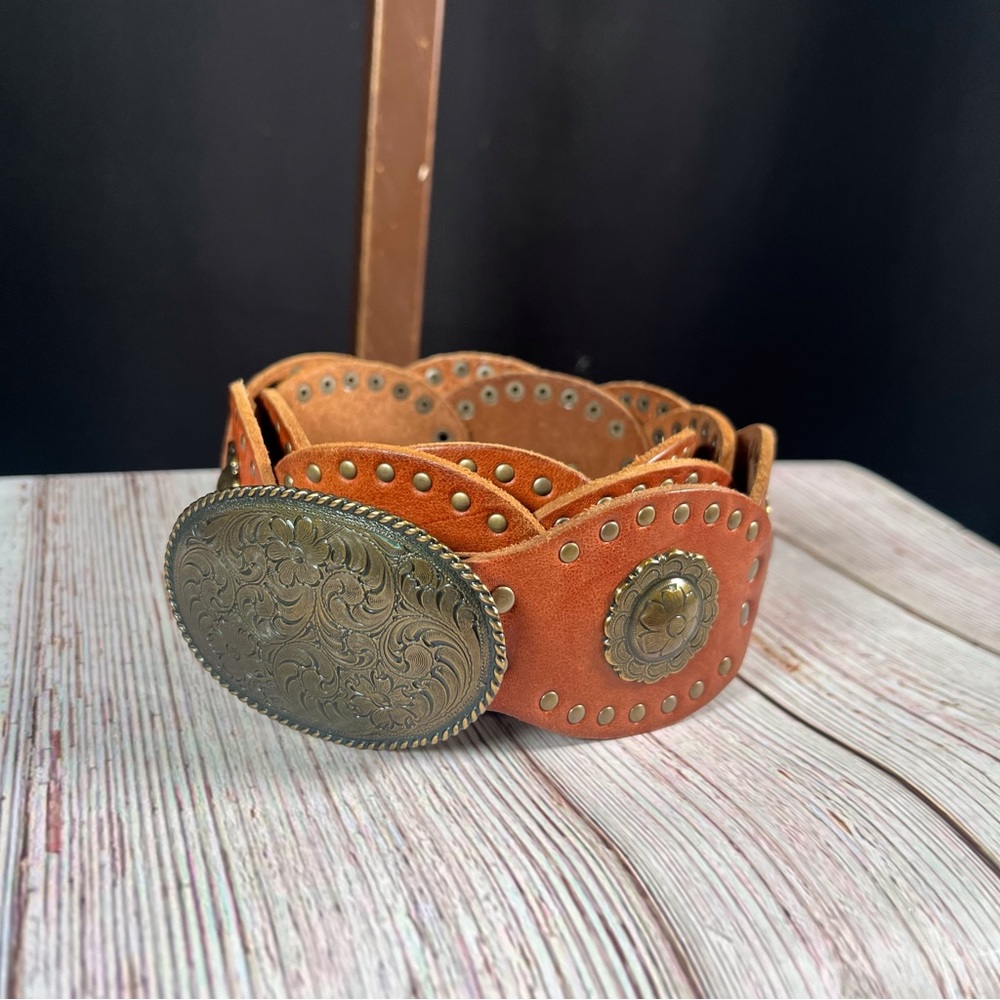 Fossil leather belt